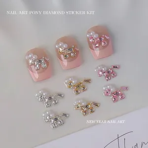Feestelijke pony-vormige nail art decoratieset met fonkelende zirkoon en parels