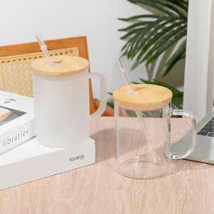Elegante 500 ml Milchglas- und Klarglasbecher mit Bambusdeckeln und Strohhalmen