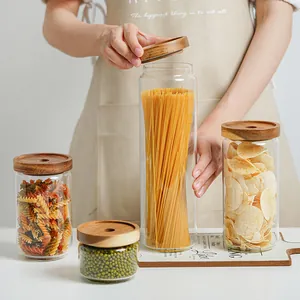 Juego de tarros de cristal borosilicato con tapas de madera de acacia natural