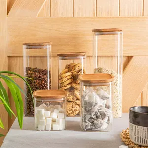 Luftdichte quadratische Vorratsgläser aus Glas mit Deckeln aus Akazienholz für die Küche