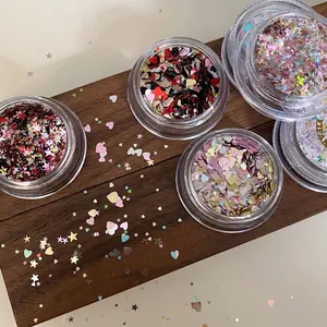 Paillettes assortite a forma di cuore e stella per unghie in barattoli trasparenti