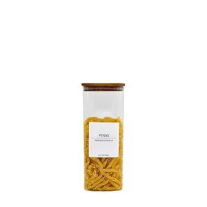 Minimalistisches Vorratsglas mit Akazienholzdeckel für die Küchenorganisation.