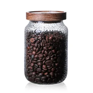 Großes transparentes Glas-Vorratsglas mit Hammerschlag und Holzdeckel für Kaffeebohnen