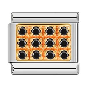 Détail du charm modulaire en acier inoxydable avec 12 pierres de zircone cubique noires