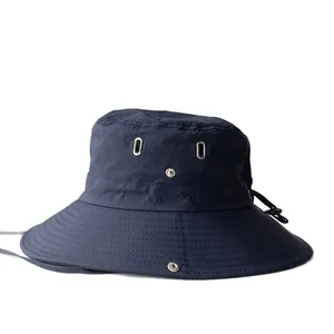 Cappello da sole blu navy ad asciugatura rapida con tesa larga e cinturino regolabile