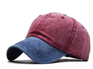 Vista detallada de gorra de algodón lavado que muestra textura desgastada y acabado bicolor