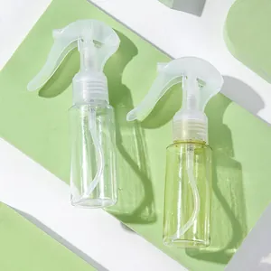 Σετ δύο πλαστικών μπουκαλιών ψεκασμού 60ml με σκανδάλη για λεπτή ομίχλη στο ταξίδι