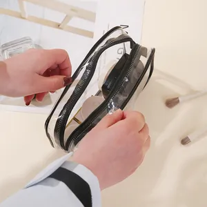 Große transparente PVC-Kosmetiktasche wasserdicht mit schwarzem Reißverschluss für Reisen.