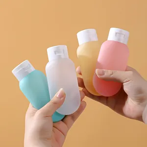 Kleurrijke draagbare reisdispenserflessen voor shampoo en toiletartikelen, 4 stuks