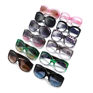 Overview of oversized round sunglasses in various frame colors and lens tints