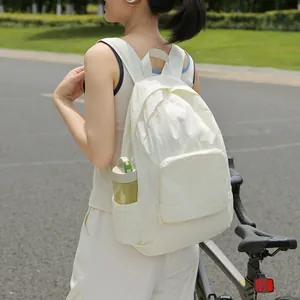 Mochila de senderismo minimalista de Taslon impermeable blanca para actividades al aire libre