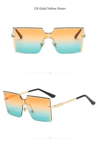 Oversized kids metal sunglasses with gradient lenses and twisted frame detail