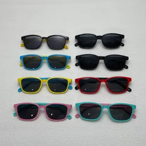 Polarisierte Retro-Quadrat-Kindersonnenbrille mit bunten weichen Silikonrahmen