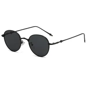 Gafas de sol redondas de metal retro para hombres y mujeres con montura negra clásica