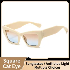 Lunettes de Soleil Œil de Chat pour Femmes Protection UV400 Mode Rétro Monture PC Verres Dégradés Carrés Lunettes d'Extérieur Chic pour Dames