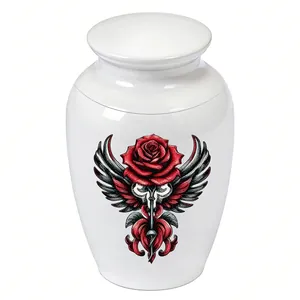Detaillierte Ansicht der weißen Aluminium-Gedenkurne mit roter Rose und Flügelgrafik Motiv