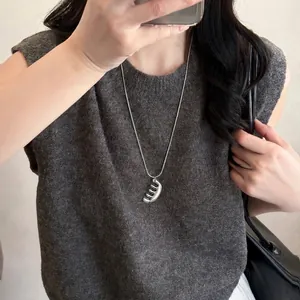 Unique titanium steel comb pendant long sweater chain necklace for women accessory
