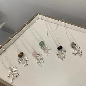 Koreanischer Stil Titanstahl Naturstein Halskette Für Damen Personalisierte Wassertropfen Traubenbündel Verstellbare Lange Kugelkette Schmuck