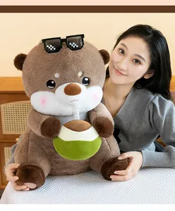 Vista dettagliata di un simpatico peluche di lontra con cocco e occhiali pixel