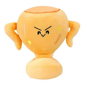 Jouet en peluche créatif en forme de trophée avec visage grincheux et broderie GOOD