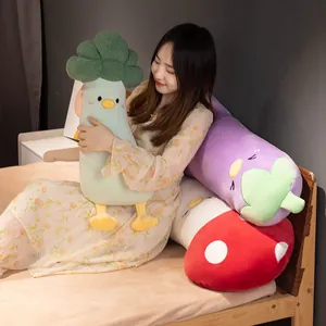 Coussins longs en peluche en forme de poulet légume pour un sommeil confortable