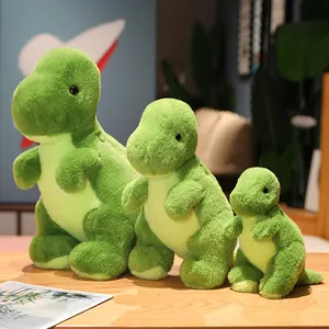 Tres peluches de dinosaurio Tiranosaurio Rex verde en varios tamaños para niños.