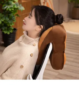 Almohada de cuello de felpa marrón para silla de oficina, soporte ergonómico para cabeza.
