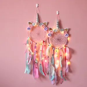 Handgemaakte Eenhoorn Dromenvanger Wanddecoratie Veer Kant LED Verlichting Dream Catcher Voor Slaapkamer Meisjeskamer Cadeau