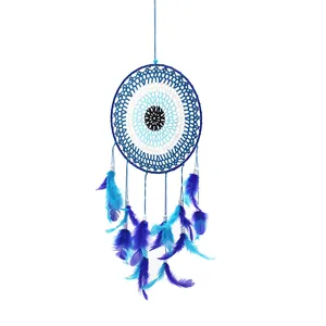 Atrapasueños azul Evil Eye hecho a mano con plumas para decoración de pared boho