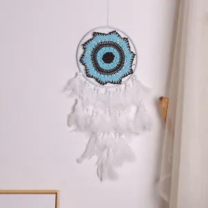 Acchiappasogni Occhio del Male con piume bianche per decorazione murale minimalista