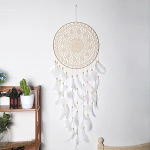 Großer 40 cm Boho-Traumfänger-Wandbehang mit weißem Häkelnetz und Federn