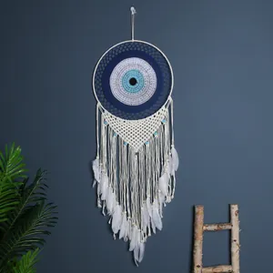 Atrapasueños Ojo Turco 40cm con borlas de macramé blanco y plumas de ganso de pared