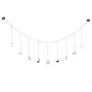 Böhmische roségoldene Mondphasen-Wanddekoration mit zarter Eisen-Metallkette