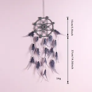 Atrapasueños de pared tejido a mano con plumas moradas y cuentas para dormitorio