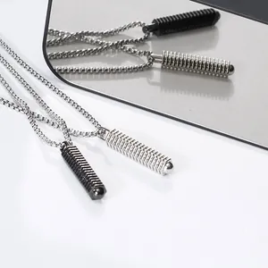 Collier hip-hop punk en acier titane avec pendentifs en forme de vis en argent et noir