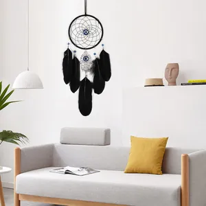 Handgemaakte Evil Eye Hamsa Hand dromenvanger met zwarte veren voor wanddecoratie in huis