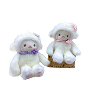 Adorabili bambole di agnello in peluche della serie fiabe con morbidi foulard
