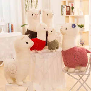 Weiches Alpaka-Plüschtier-Set in verschiedenen Farben und Größen als tolle Geschenkidee
