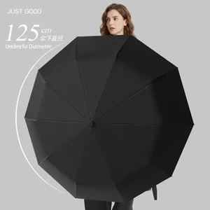 Large 125cm automatic black sun and rain umbrella with 20-rib structure and wood handle