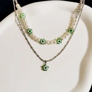 Dubbellaagse Titanium Staal Groene Madeliefje Kralen Ketting Voor Vrouwen Kunstparel Madeliefje Choker Floraal Hanger Ketting Sieraad