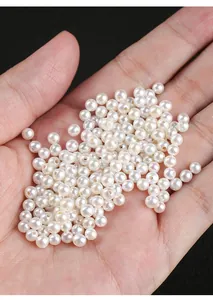 Close-up van natuurlijke zoetwaterparels met hoge glans voor DIY-sieraden