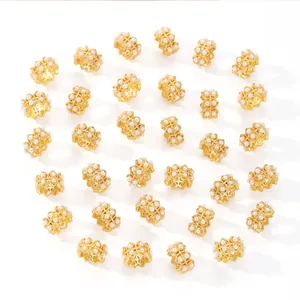 Set de cuentas espaciadoras de flores doradas de doble capa con perlas