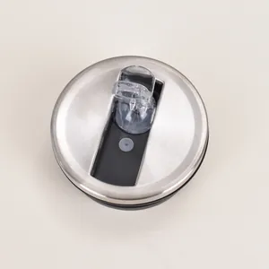 Vue détaillée de dessus du couvercle de thermos en inox avec paille transparente pliable