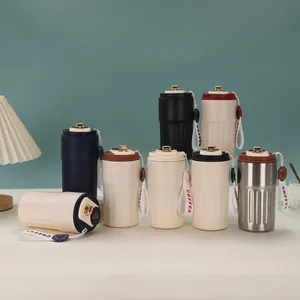 Set intelligenter Kaffeetassen mit Temperaturanzeige und praktischen Handschlaufen