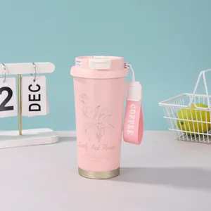 Rosa isolierter Kaffeebecher aus Edelstahl mit elegantem Maiglöckchen-Blumendruck