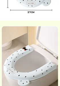 Nahaufnahme eines blauen EVA-Toilettenkissens mit Cartoon-Motiv, Größe 37 cm.
