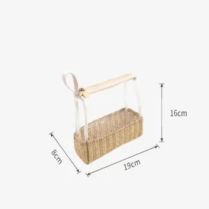 Vista detallada del neceser que muestra las dimensiones claras de 19cm, 8cm y 16cm.