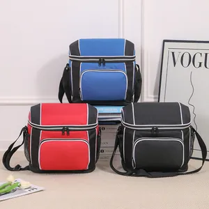 Outdoor picnic insulated bags in blue, red and black colors with strap
