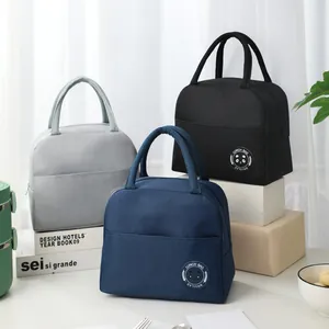 Portable insulated lunch bags in three colors with thickened aluminum foil lining
