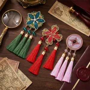 New Chinese Style Tassel Brooch Alloy Flower Rhinestone Pin Jewelry For Hanfu Cheongsam Women Retro Tassel Accessories